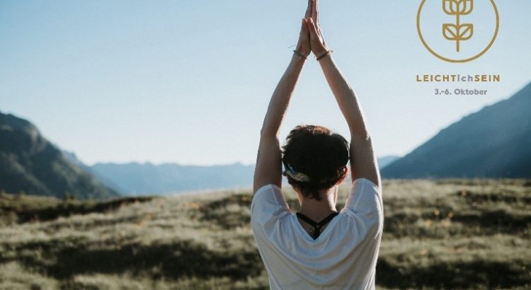 Yoga mit LEICHTichSRIN